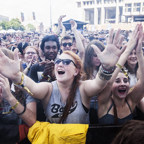 Crowd 1