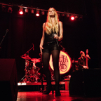 Delta Rae Cabot Theatre Beverly Concert Photo 7.jpg