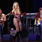 Margo Price Portsmouth Music Hall Concert Photo 12.jpg