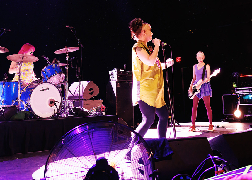 Roadrunner &bull; Boston &bull; 4/9/23