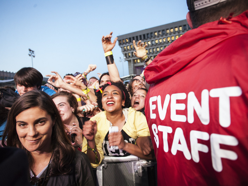 Crowd &bull; 5/25/14