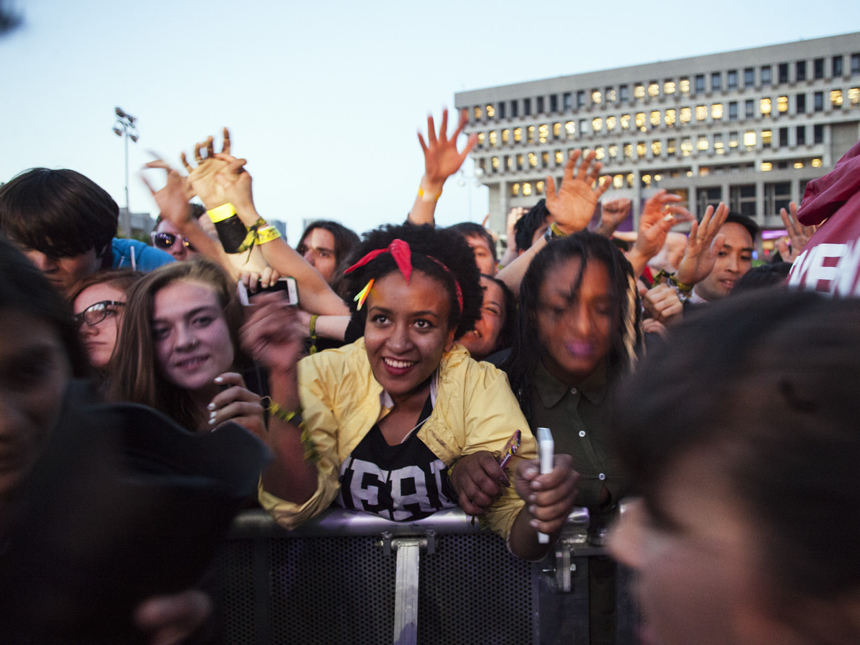 Crowd &bull;&nbsp;5/25/14