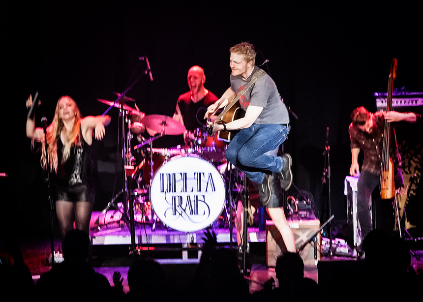 Cabot Theatre &bull;&nbsp;Beverly, MA &bull;&nbsp;5/5/16