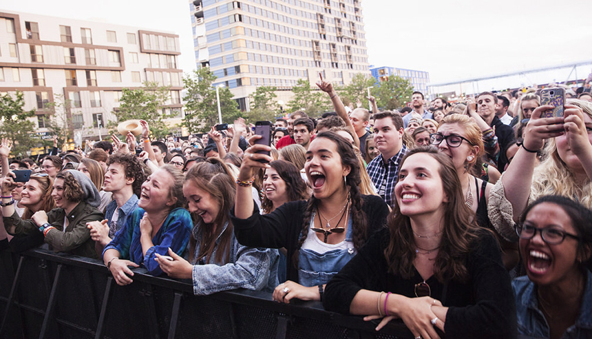 Boston &bull; Lawn on D &bull; 6/17/15