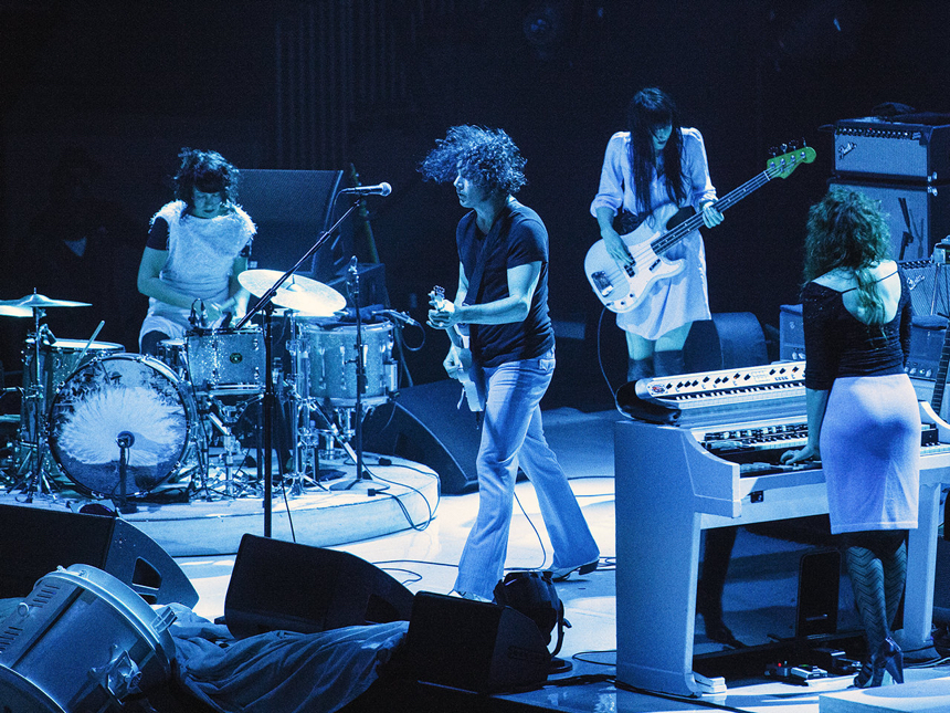 Agganis Arena &bull; Boston &bull; 9/28/12