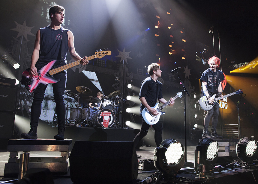 5 Seconds of Summer &bull; Jingle Ball &bull;&nbsp;12/10/15