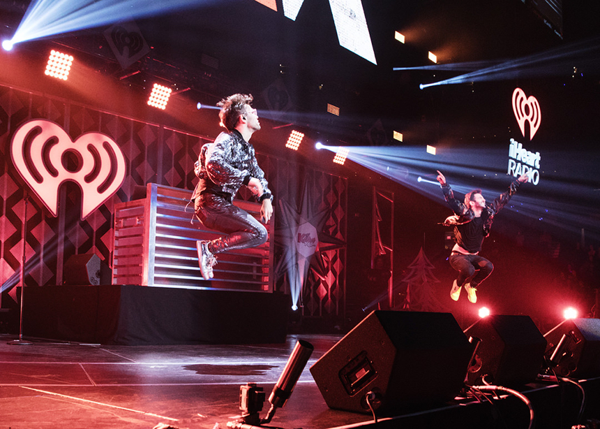 MAX &bull; Jingle Ball &bull;&nbsp;12/10/17