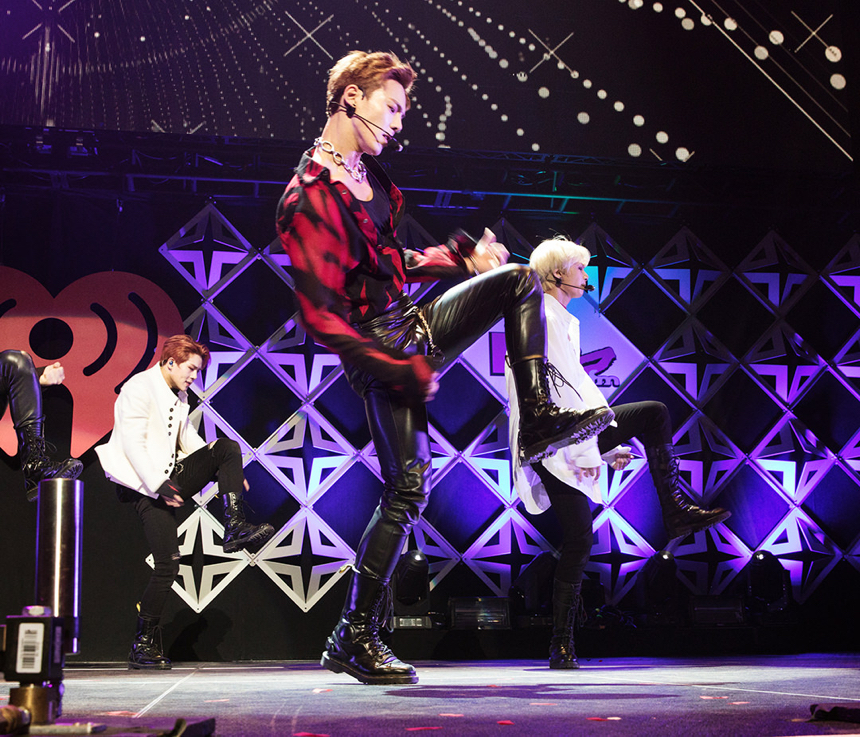 Monsta X &bull; Jingle Ball &bull;&nbsp;12/4/18