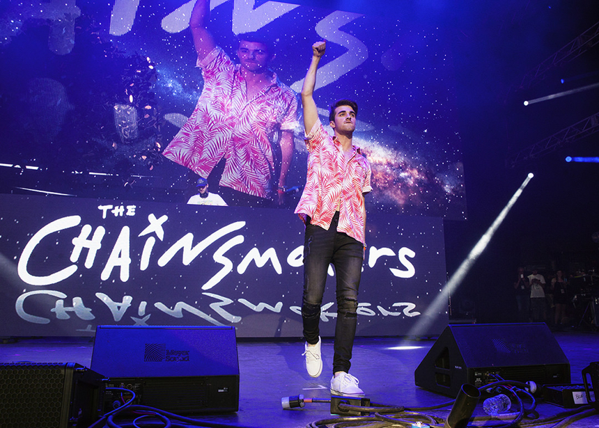 The Chainsmokers &bull; Mansfield, MA &bull; 6/18/16