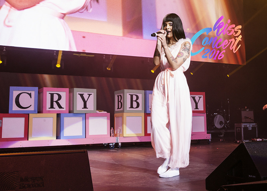 Melanie Martinez &bull; Mansfield, MA &bull; 6/18/16