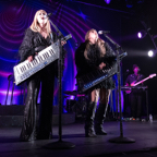 Lucius Roadrunner Boston Concert Photo 7.jpg