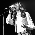 Nicki Bluhm Sinclair Concert Photo 1.jpg