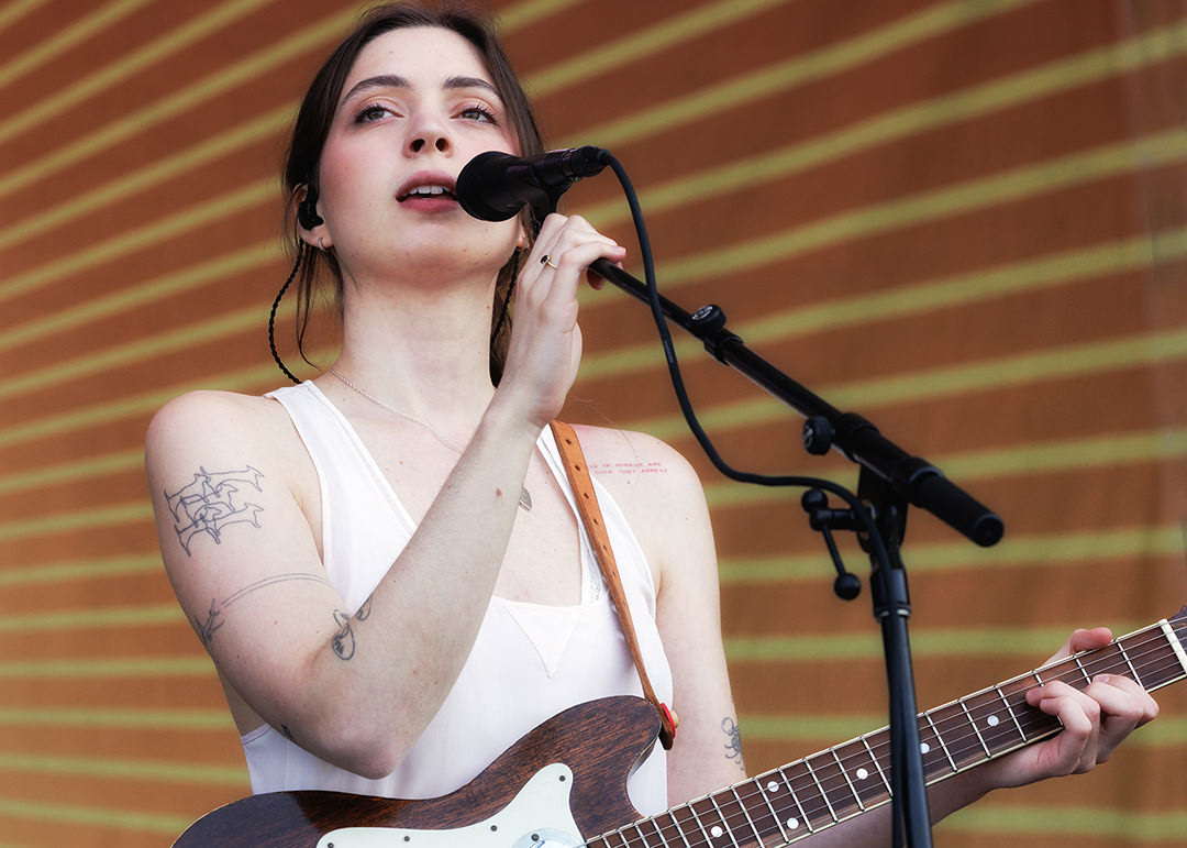  Lizzy McAlpine Newport Folk Fest Concert Photo 